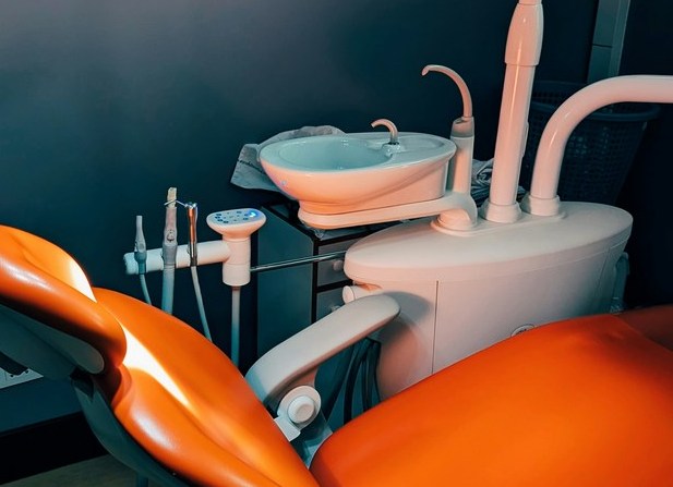 dentist-chair-water-supply